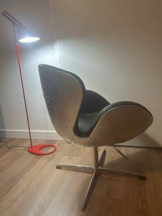 Lámpara “Diseño Arne Jacobsen” (leer descripción)