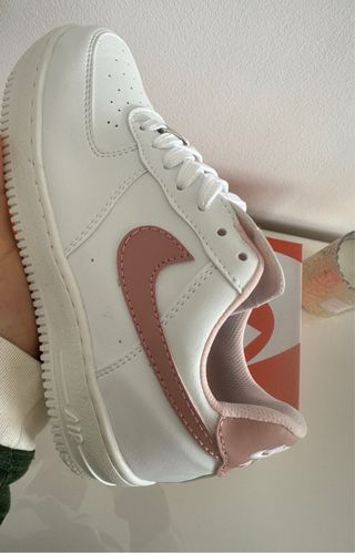 Nike Air Force 1 Blancas y Rosas Talla 40Y 37
