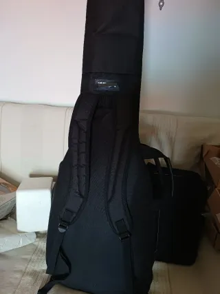 Bajo Eléctrico Dean 5 Cuerdas