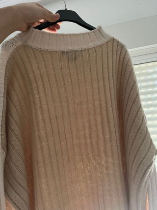 Jersey de punto anchito con mangas anchas