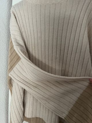 Jersey de punto anchito con mangas anchas