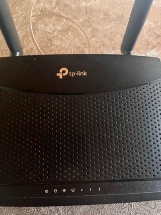 Router TP-Link Negro con Antenas
