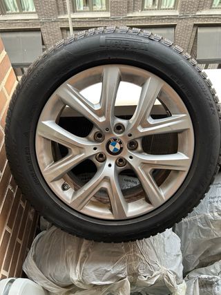 4 Llantas BMW 17” con neumáticos invierno Pirelli