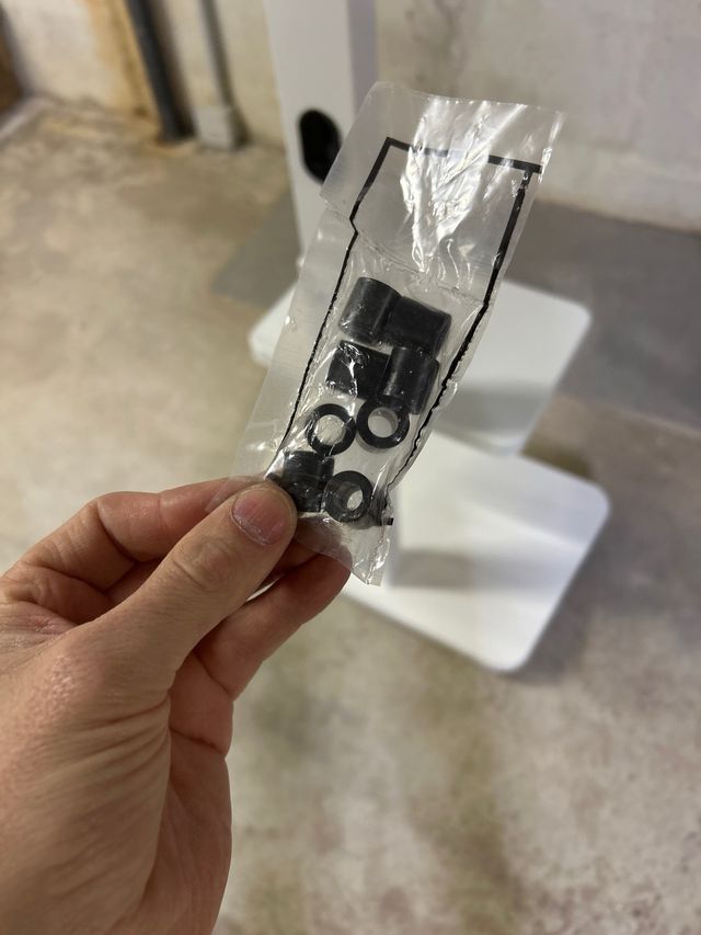 Soporte TV con ruedas y estantes