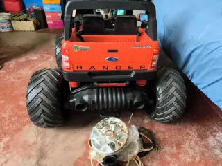 Ford Ranger monster truck 4x4