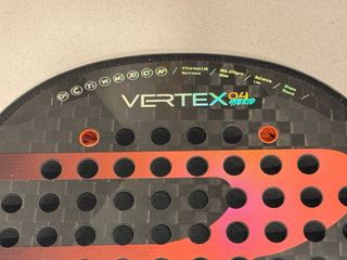 Pala Bullpadel Vertex 04 Hybrid 2025