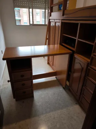 Cama alta 90x200 con escritorio y almacenaje