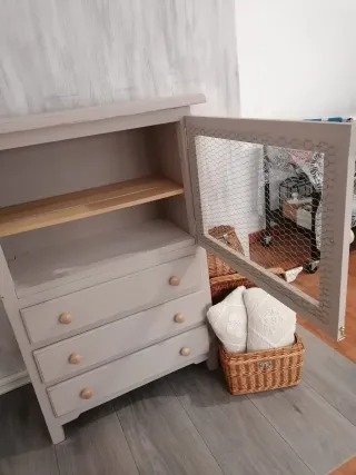 Aparador vitrina restaurado madera y cristal