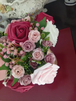 Arranjo de flores artificiais novo