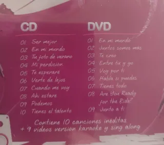 Lote Disney Violetta 2 Puzzles + 2 CDs y DVD