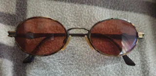 Gafas de sol redondas vintage doradas