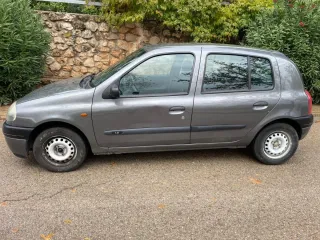 Renault Clio 1998