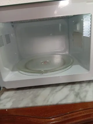 Microondas Cecotec Proclean 20L Retro