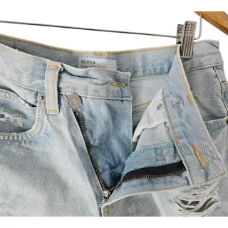 Bershka Vaqueros Cortos Desgastados