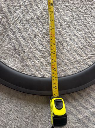 Ruota in carbonio ultraleggera per bici