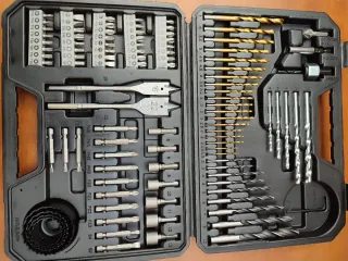 Maletín Bosch 103 piezas brocas y puntas