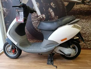 Piaggio Zip 50 2t Scooter 2004