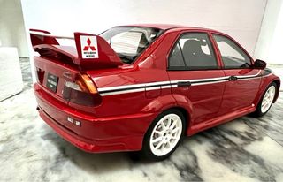 Mitsubishi Lancer Evo 6 1:18