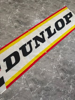 Bandera Dunlop Carreras
