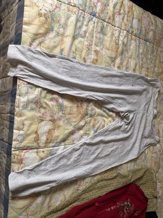 Conjunto de Ropa Variada