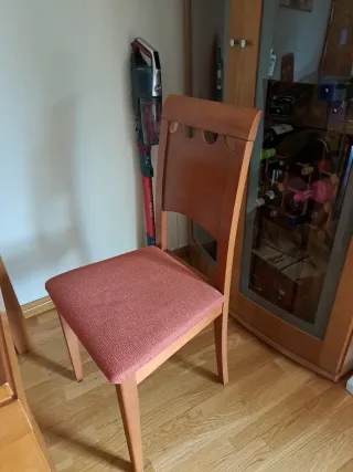 Mesa de comedor y 6 sillas