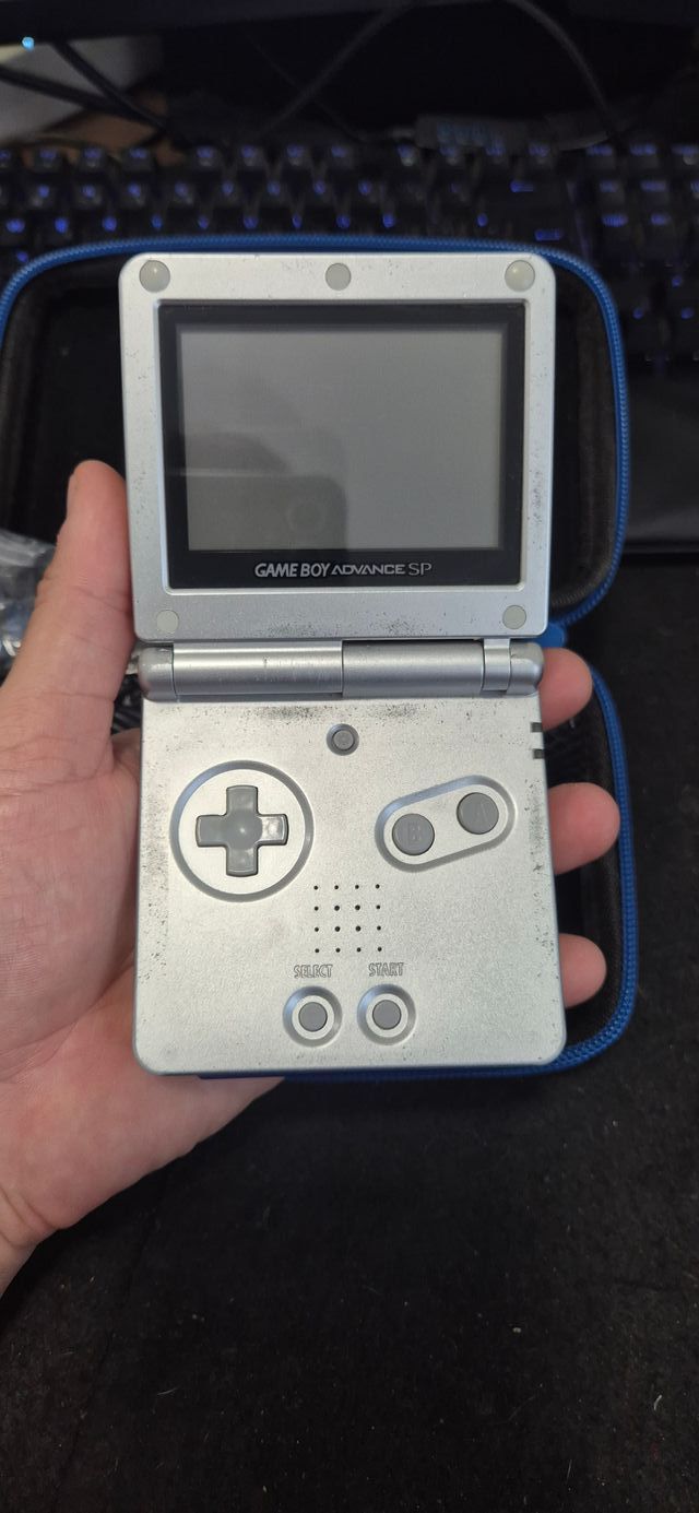 Nintendo Game Boy Advance SP Plata Cargador juegos
