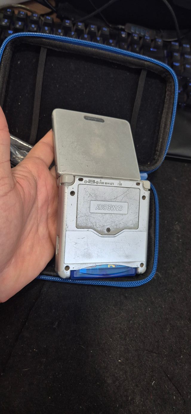 Nintendo Game Boy Advance SP Plata Cargador juegos