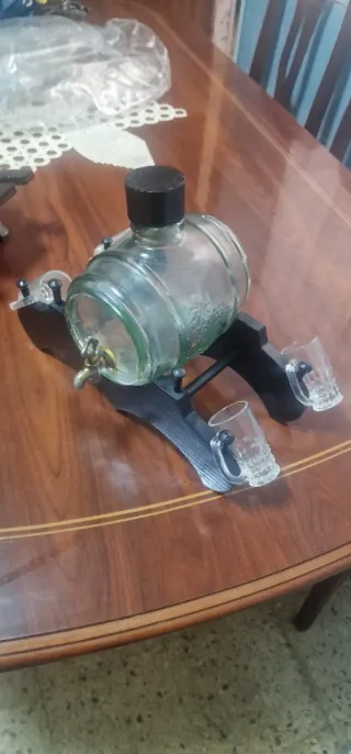 Barril de Vidrio Vintage con 4 Vasos de Chupito