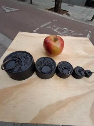 Juego de pesas Balanzà antiguas