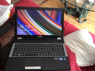 Ordenador Samsung Negro/Multicolor