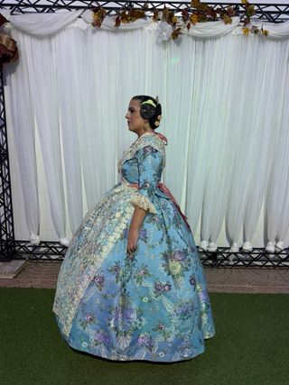 Traje de Fallera  en venta o alquiler