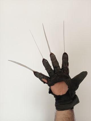 Guanto Freddy Krueger - Nightmare