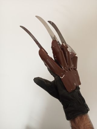 Guanto Freddy Krueger - Nightmare