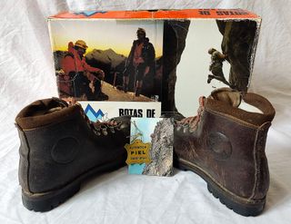 KAMET BOTAS TALLA 42 ESCALADA ALPINISMO MONTAÑA