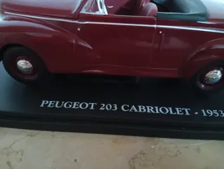 Modellino Peugeot 203 Cabriolet 1953