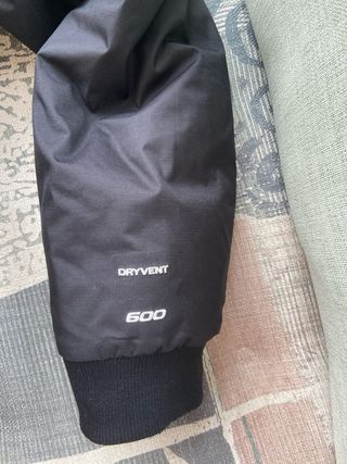 Abrigo The North Face Negro con Capucha de pelo