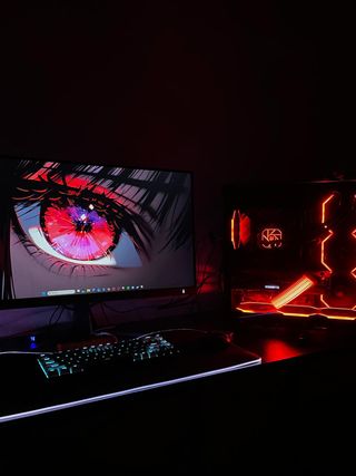 PC Gamer Ryzen 9 7900 + RX 7700XT
