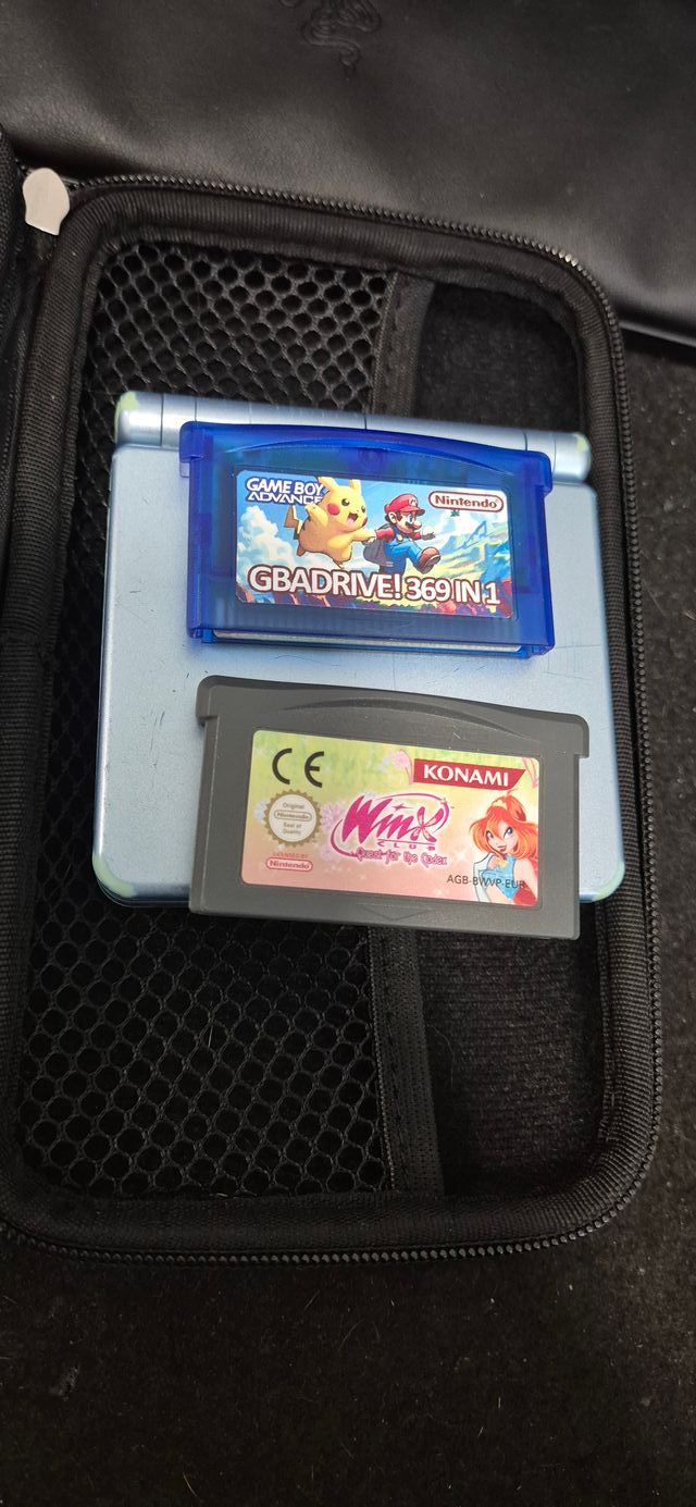 Nintendo Game Boy Advance SP Azul plata y juegos