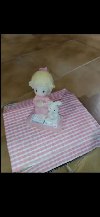 Statuine bambina con coniglietto Ne ho diverse
