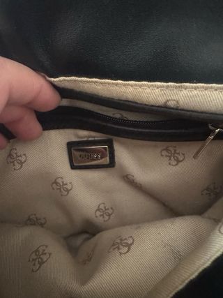 Bolso Guess Negro y Marrón