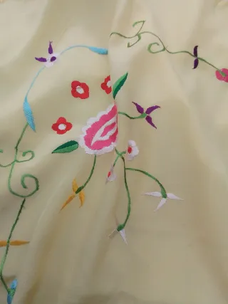 Manton de Manila antiguo bordado