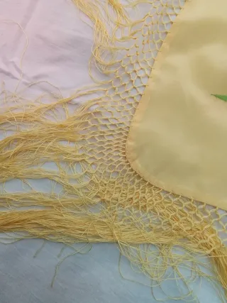 Manton de Manila antiguo bordado