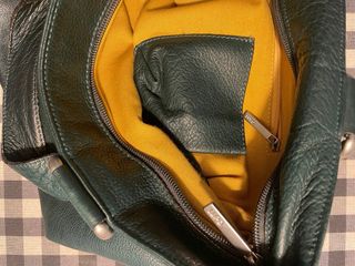 Bolso de piel verde Lupo