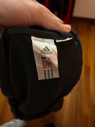 Giacca a vento Adidas Y2K nera