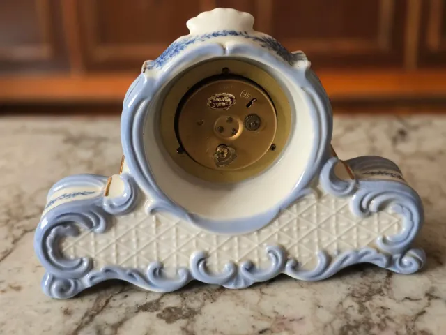 Reloj de cerámica azul y dorado vintage