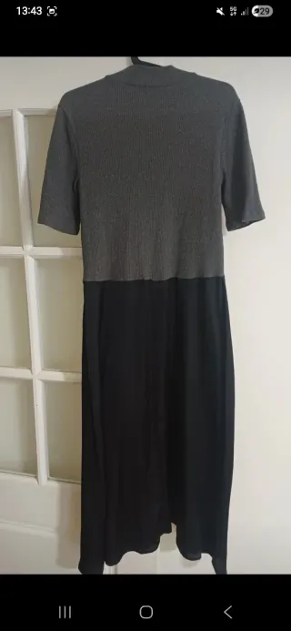Vestido combinado gris y negro