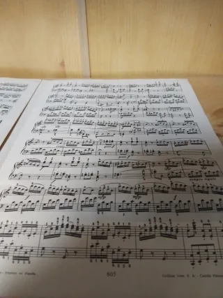 Partitura antigua . Mozart Sonata N. 15 Piano