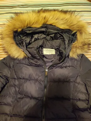 Chaquetón negro mujer con capucha