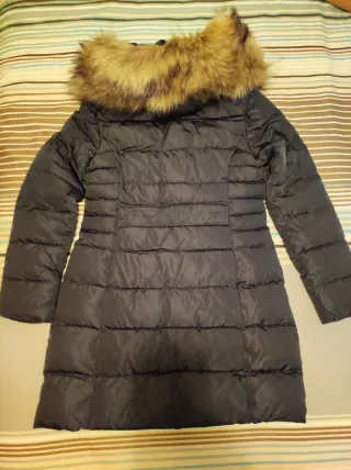 Chaquetón negro mujer con capucha