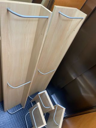 Estanterías de madera